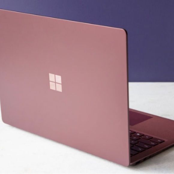 Microsoft surface laptop - Picture 2 of 6